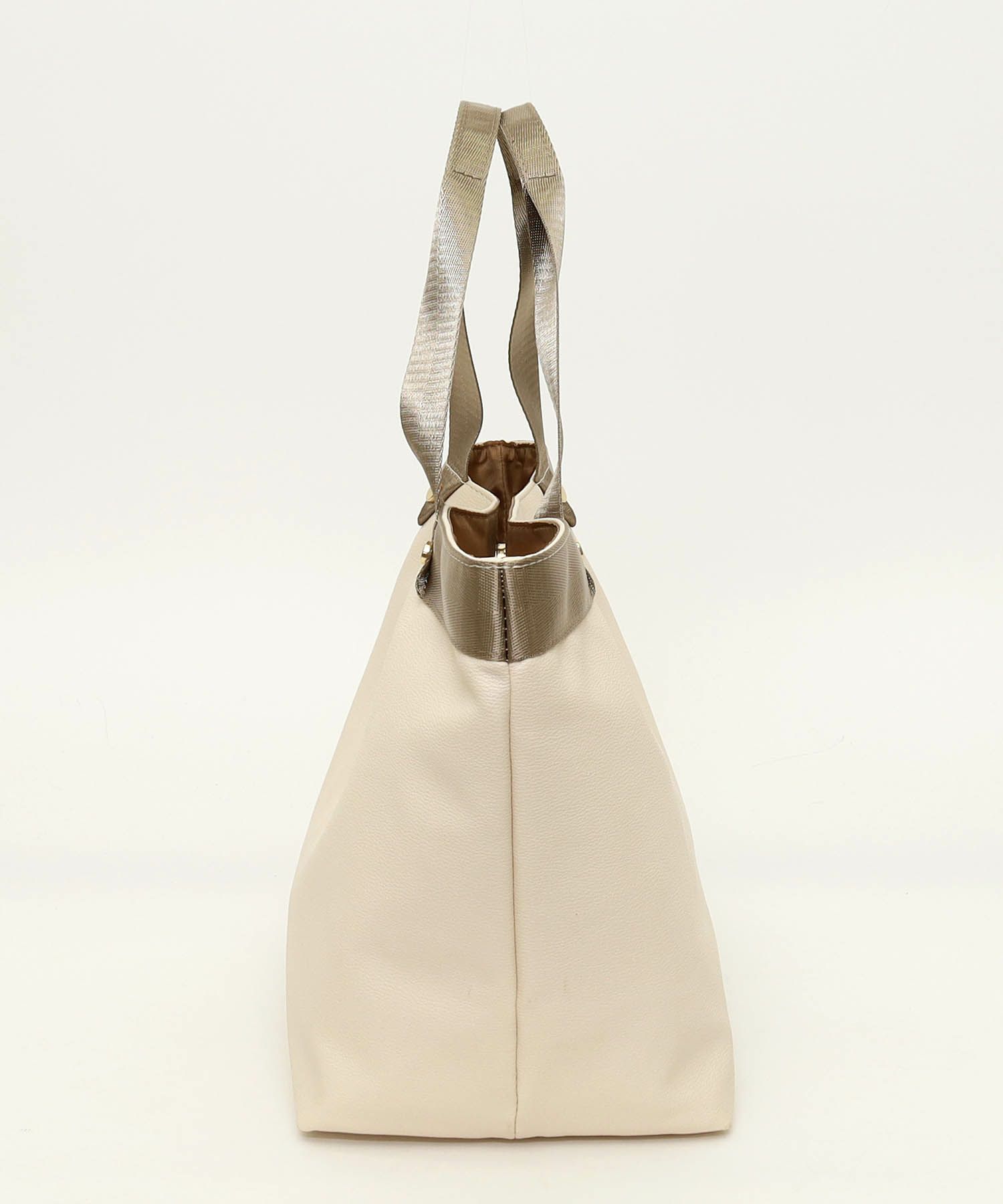 202　アイボリー