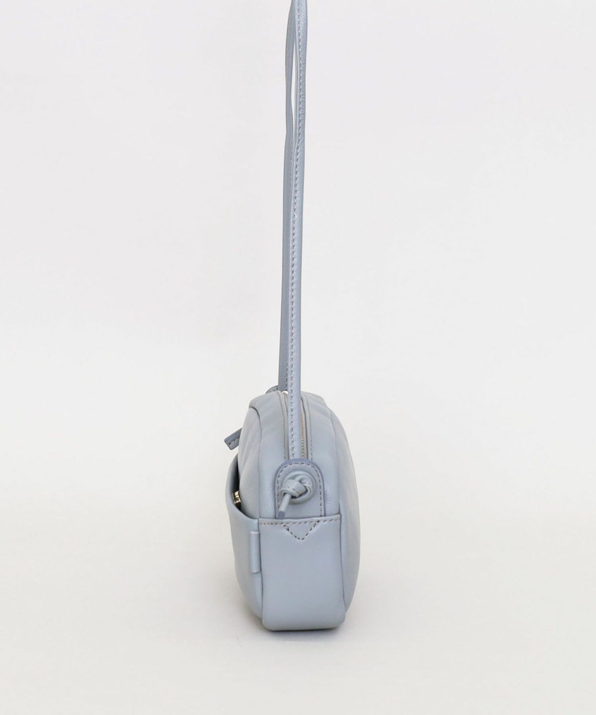 391　ライトグレー