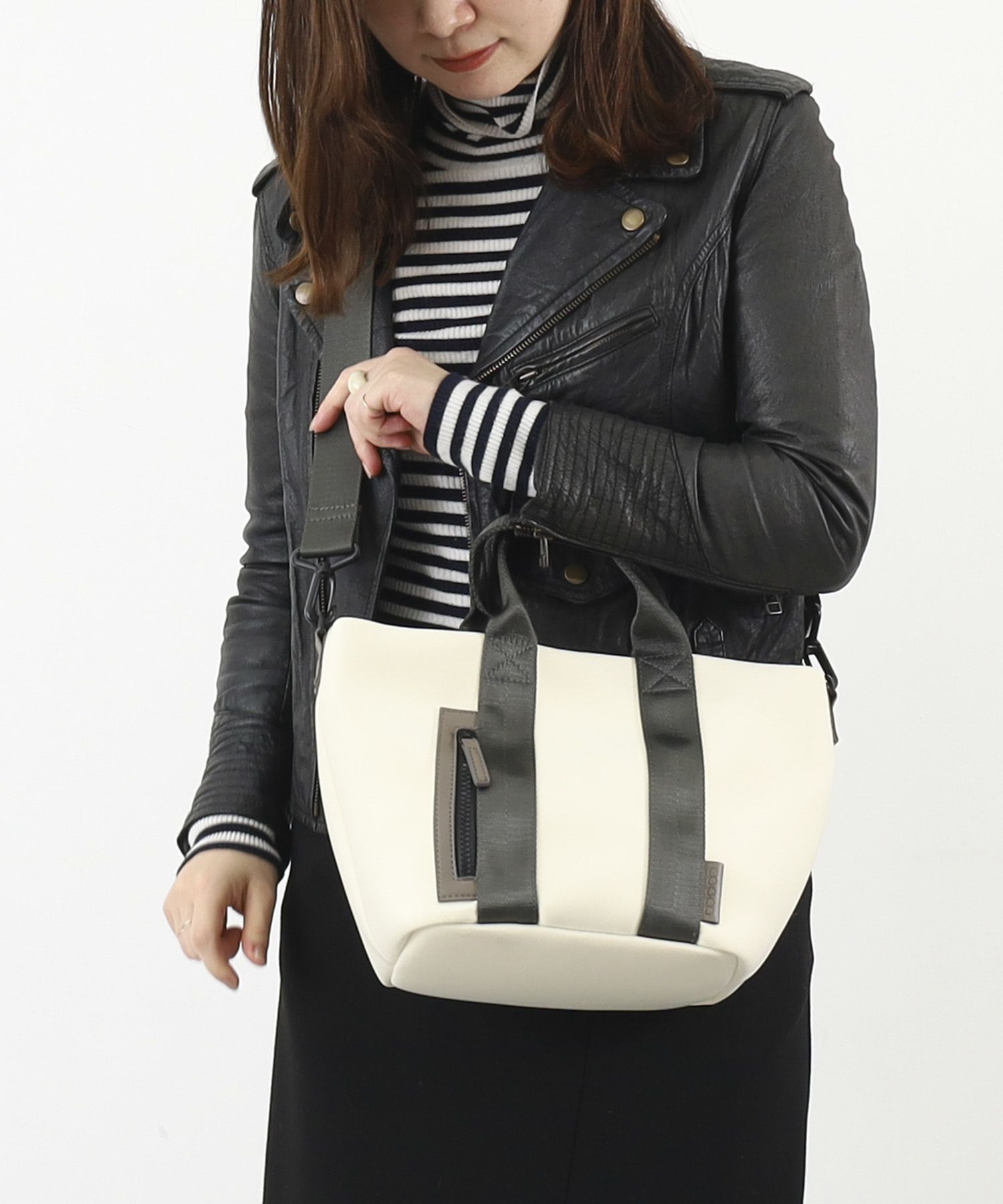 モデル163cm　オフホワイト