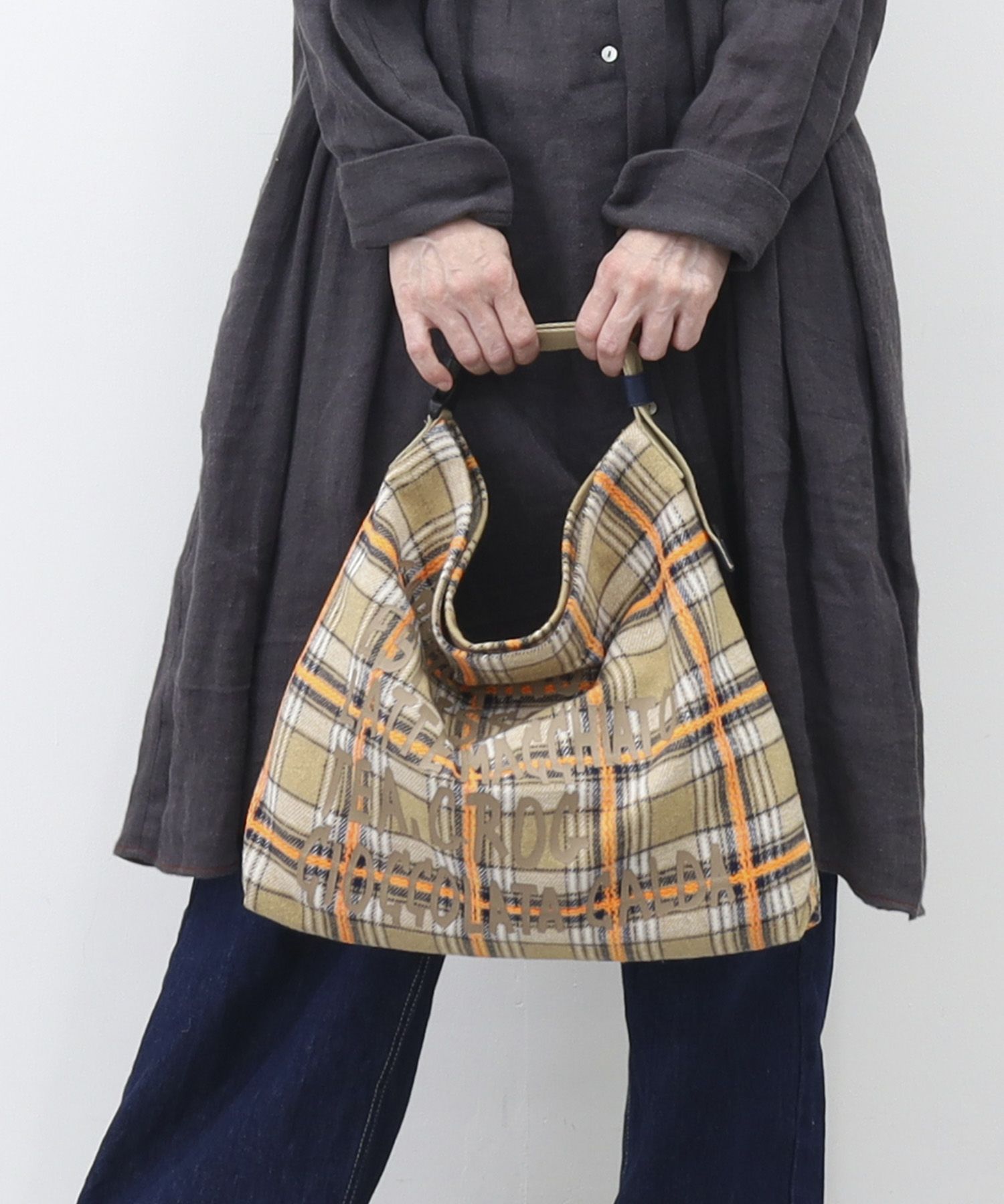 モデル163cm　ベージュ