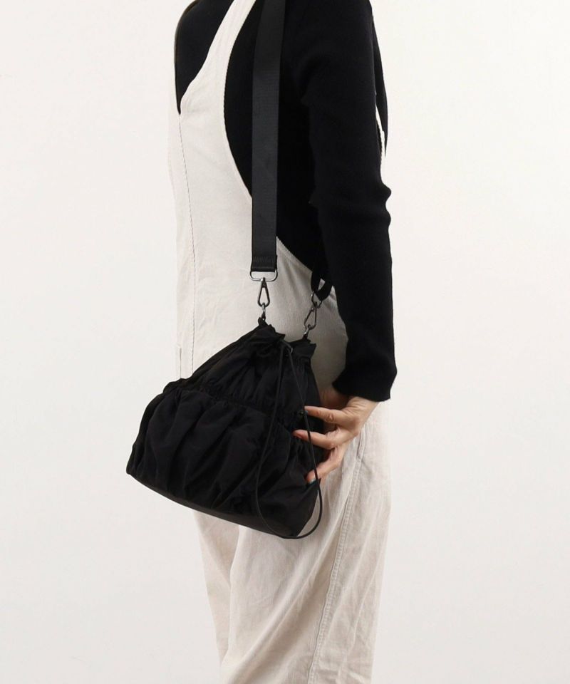 松竹梅子　あおりポケットの巾着バッグ 松竹梅子様専用 あおりポケットの巾着バッグ