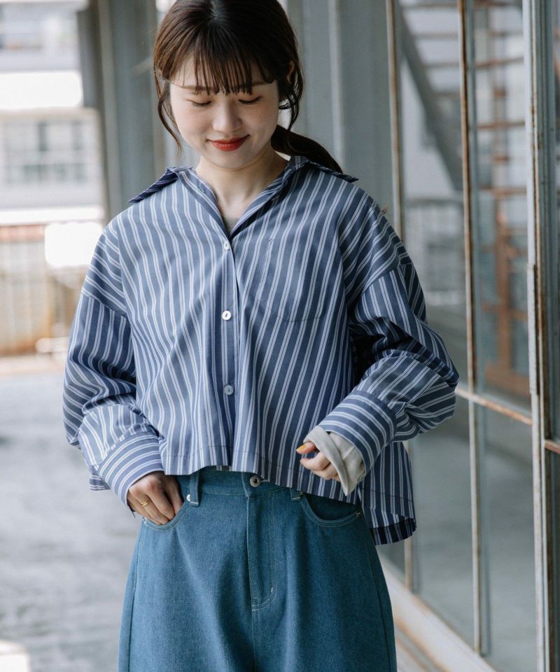 ネイビー