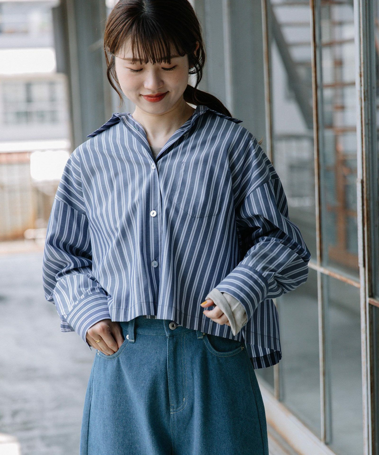 ネイビー
