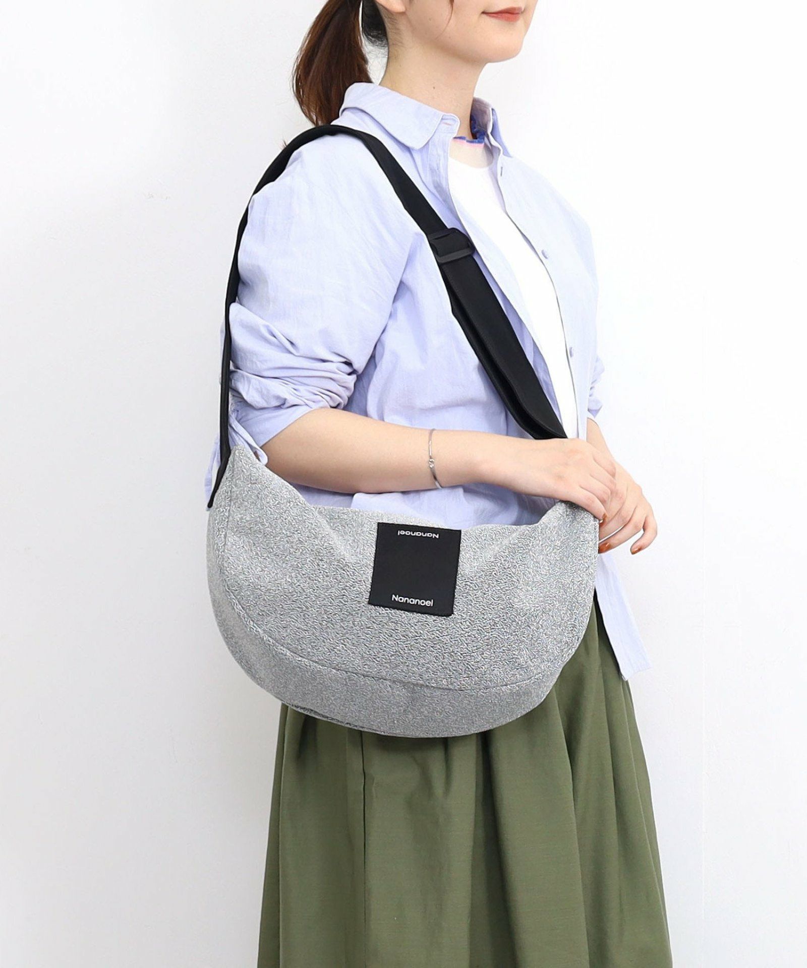nellie メタリックムーン型ショルダーバッグ 定番FG | COO ONLINE