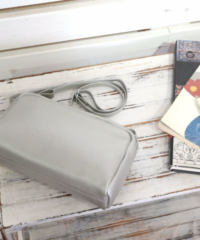 【関税・送料込み】スリットバック ミニ 海の日セール】20％OFF 期間限定 シュリンクレザー横型BOX