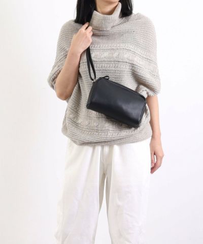 【良品✨】carcru シボ革 メッセンジャーバッグ フラップ ブラウン ショルダーバッグ | carcru online shop
