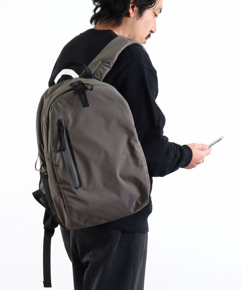 FINAL SALE】40％OFF 期間限定 圧着ファスナー多機能バックパック