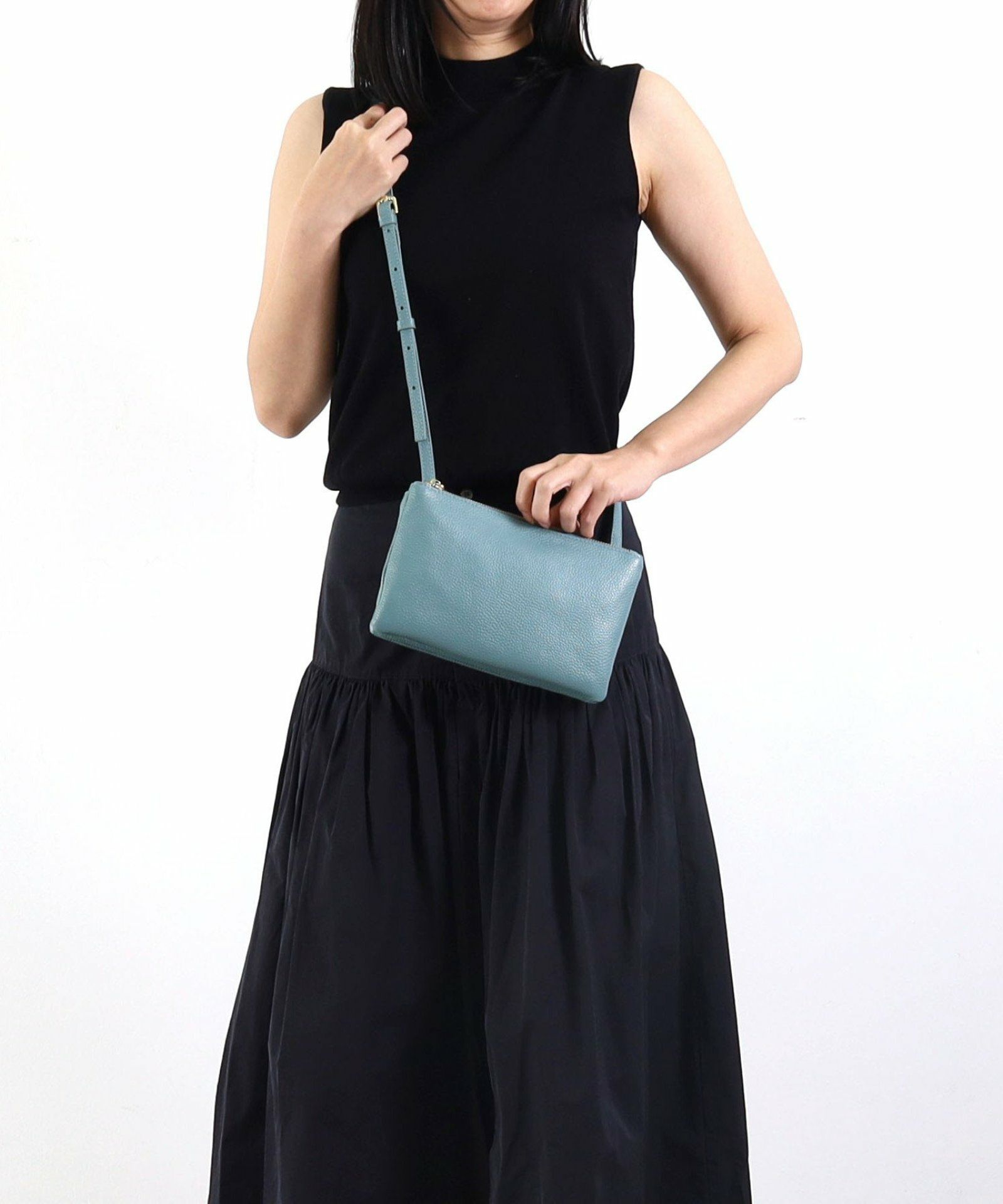 SALE】期間限定 20%OFF シュリンクレザー2連ショルダーバッグ | COO