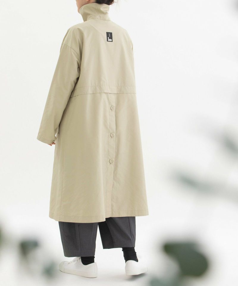 ベージュ