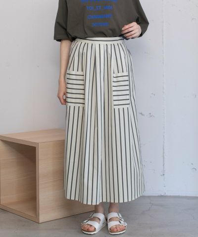 アイボリー