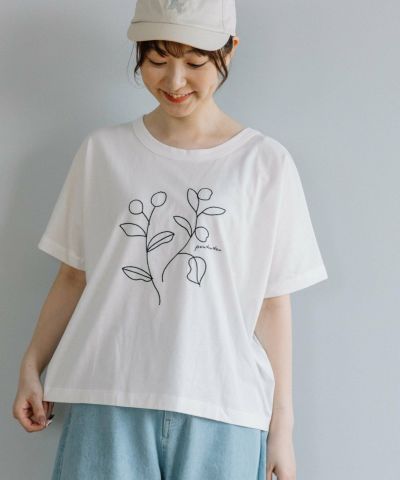 オフホワイト