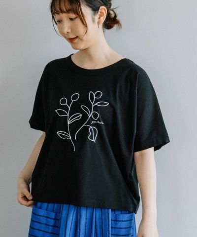 ブラック