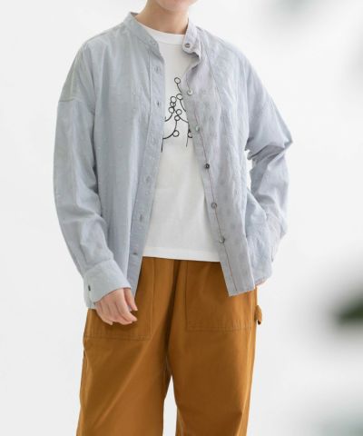 ライトブルー