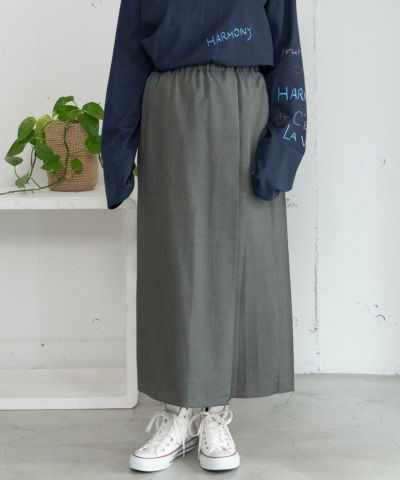 ダークグレー