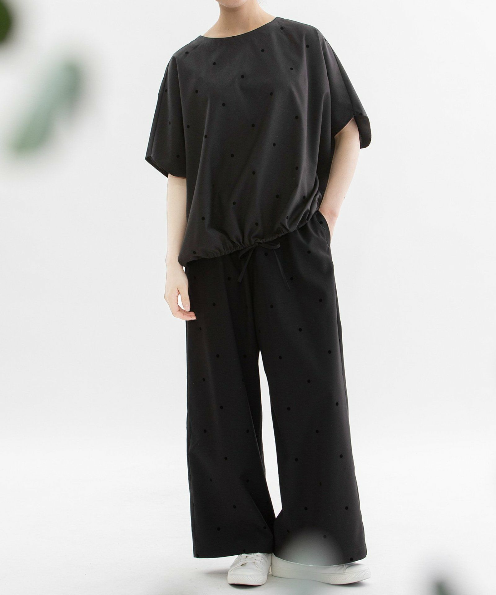 モデル身長：167cm