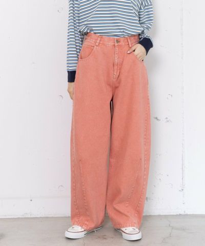 ピンク
