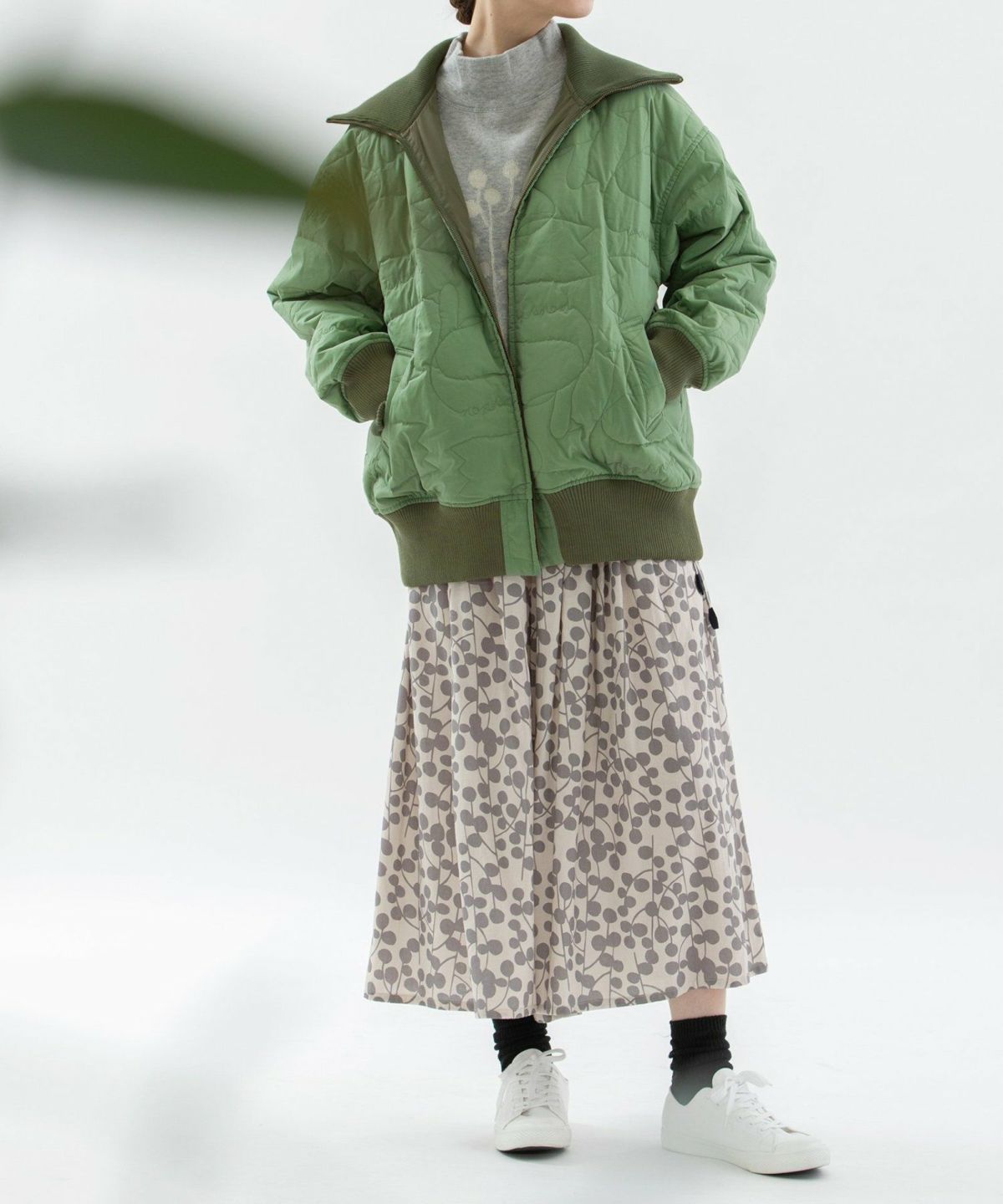 モデル身長：167cm（オモテ面）