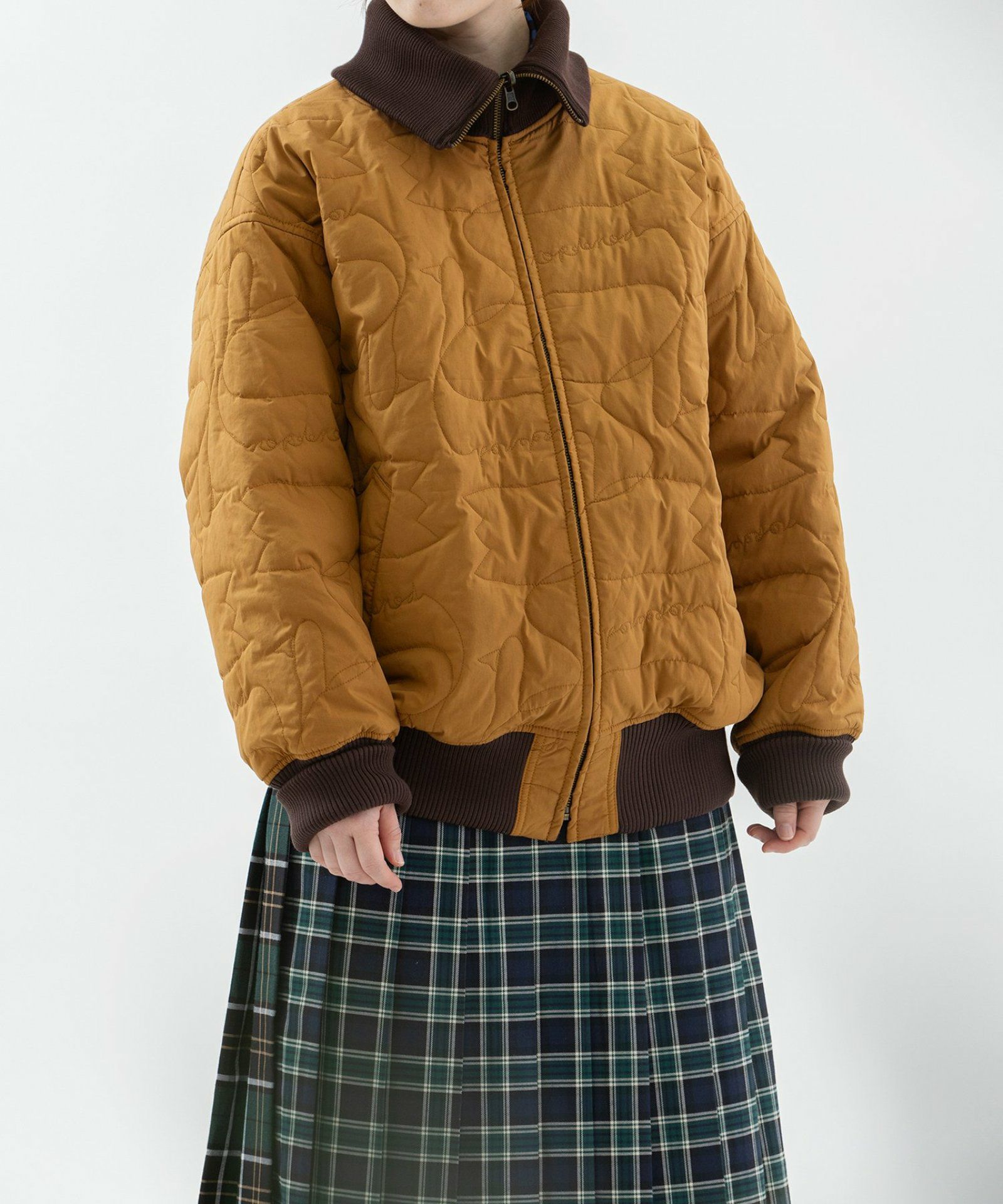 モデル身長：160cm（オモテ面）