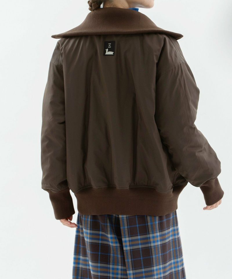 モデル身長：167cm（ウラ面）