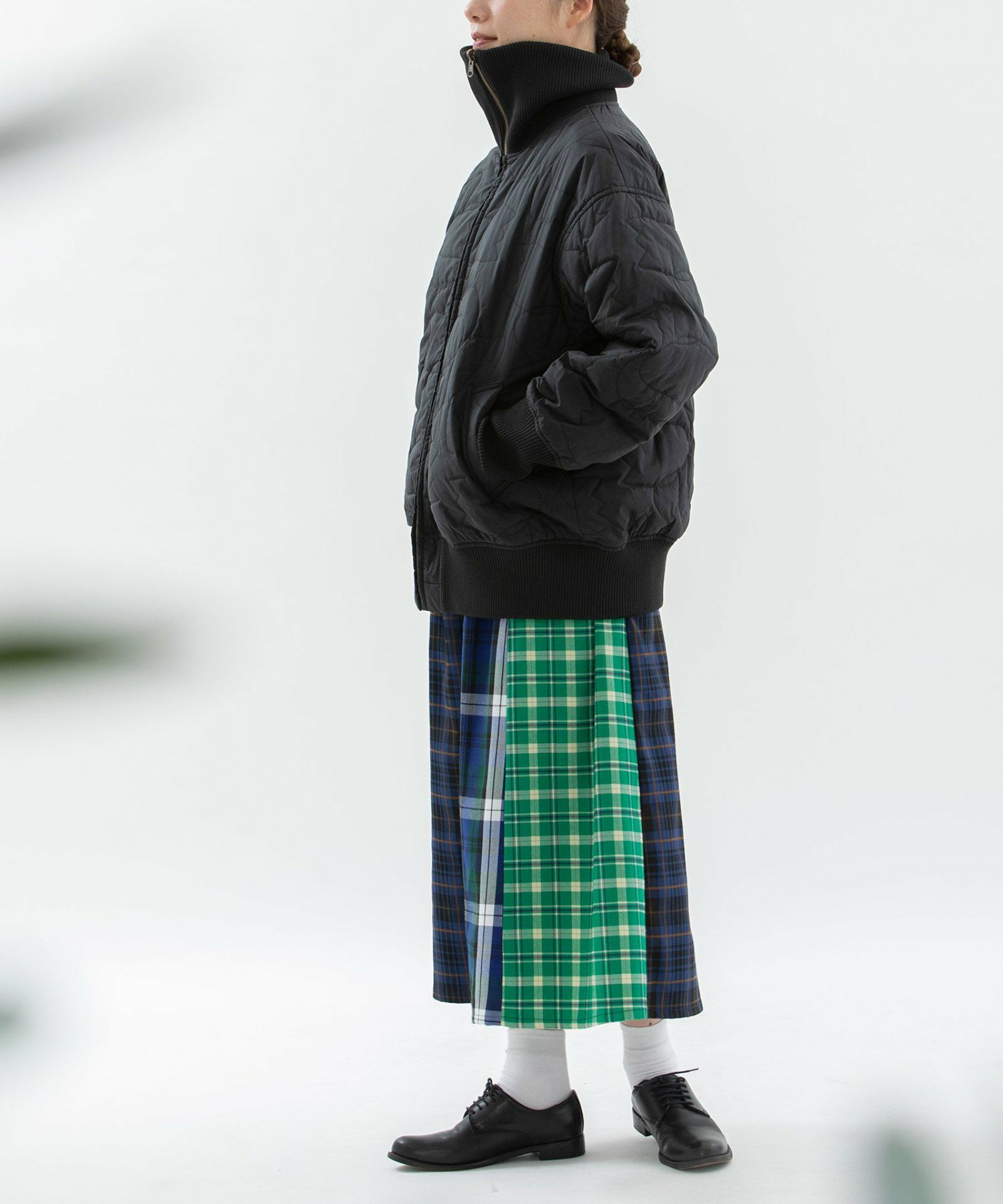 モデル身長：167cm（オモテ面）