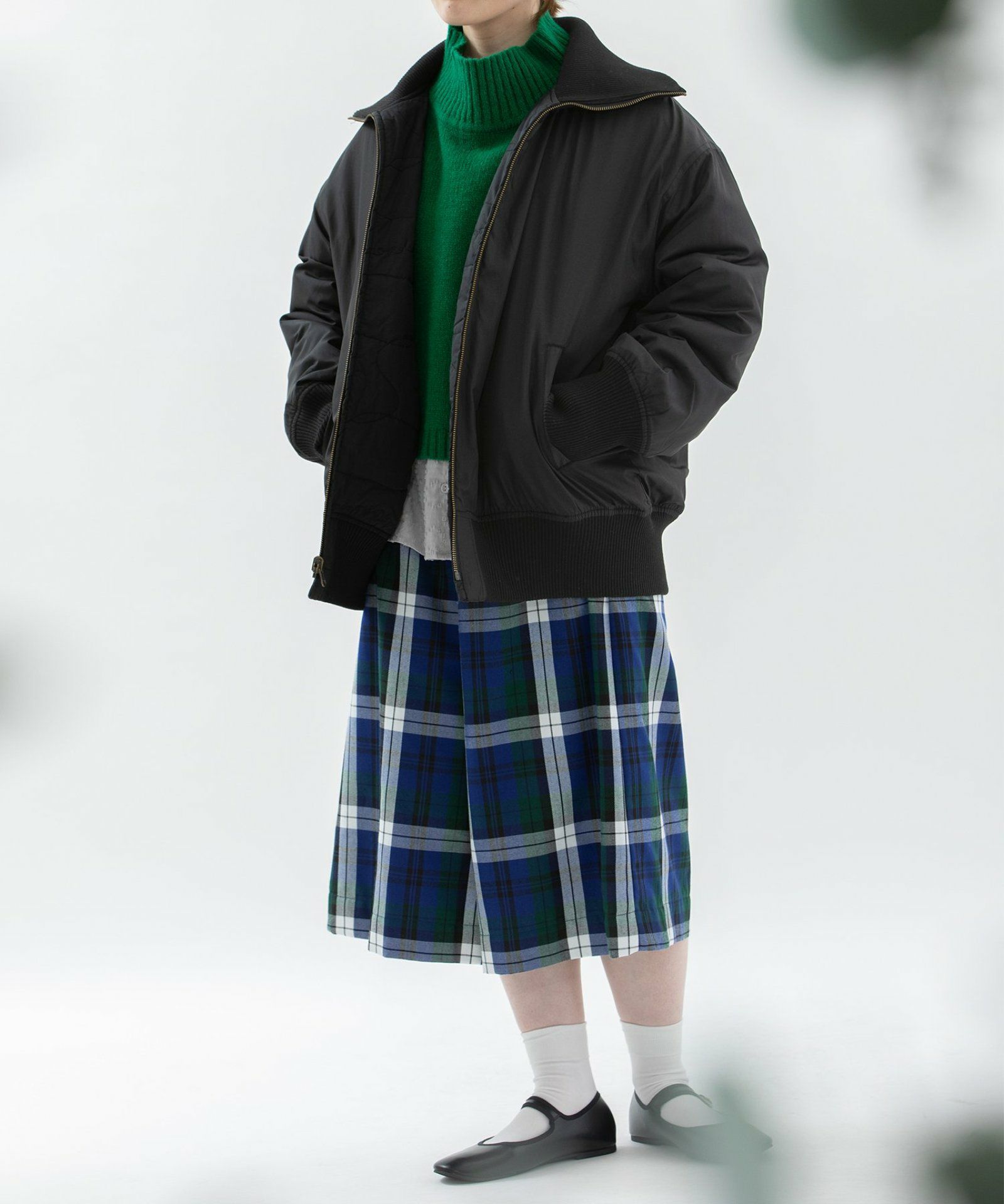 モデル身長：160cm（ウラ面）