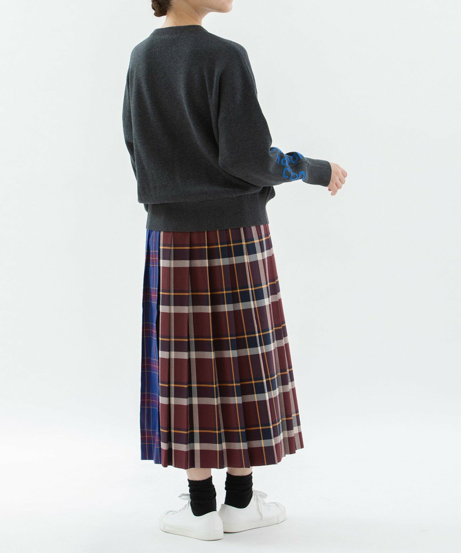 モデル身長：167cm（ボルドー）