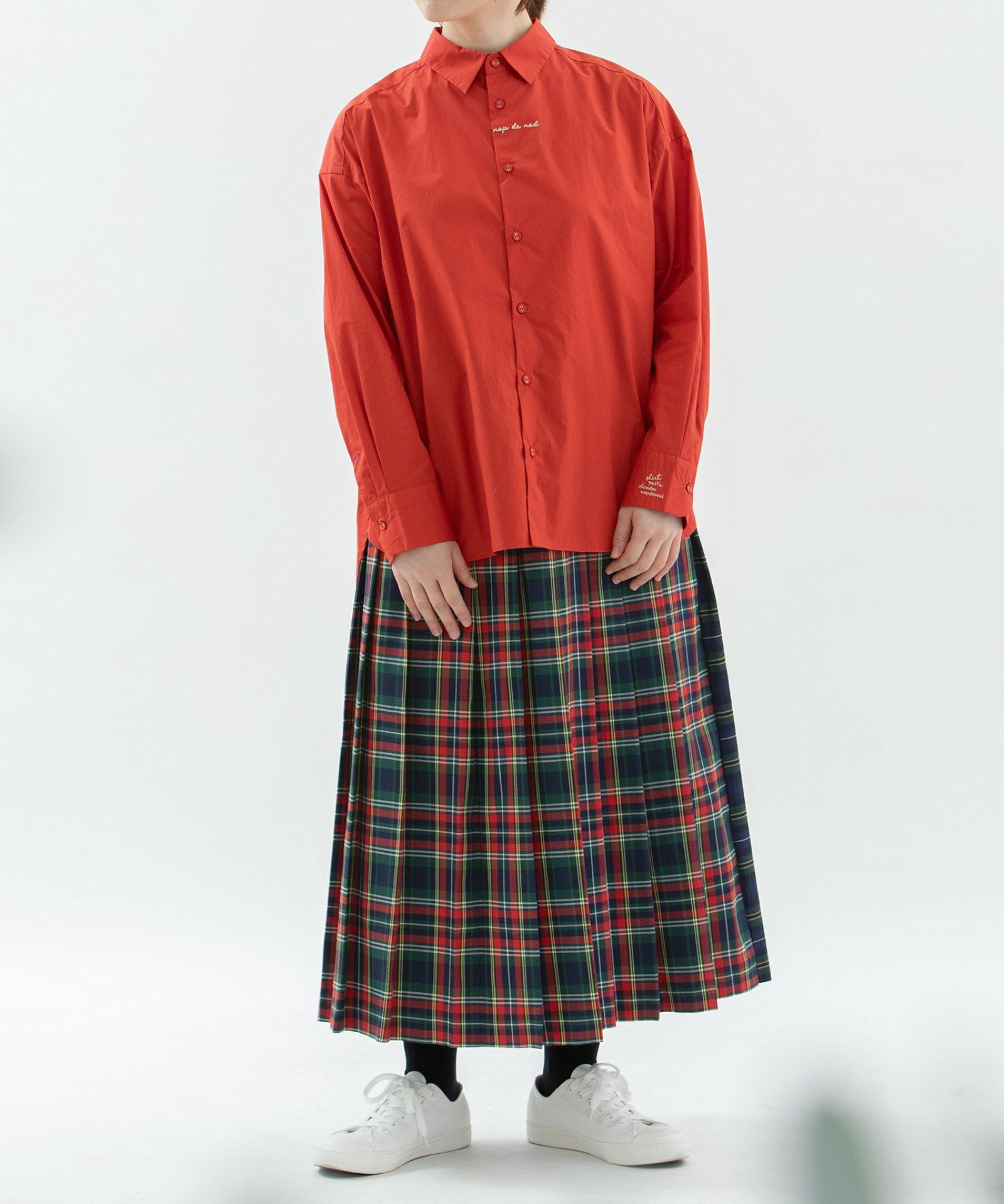 モデル身長：160cm（レッド）