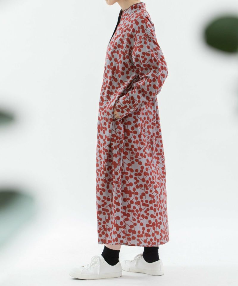 WINTER SALE】ビエラユーカリプリントスタンドカラーワンピース | COO