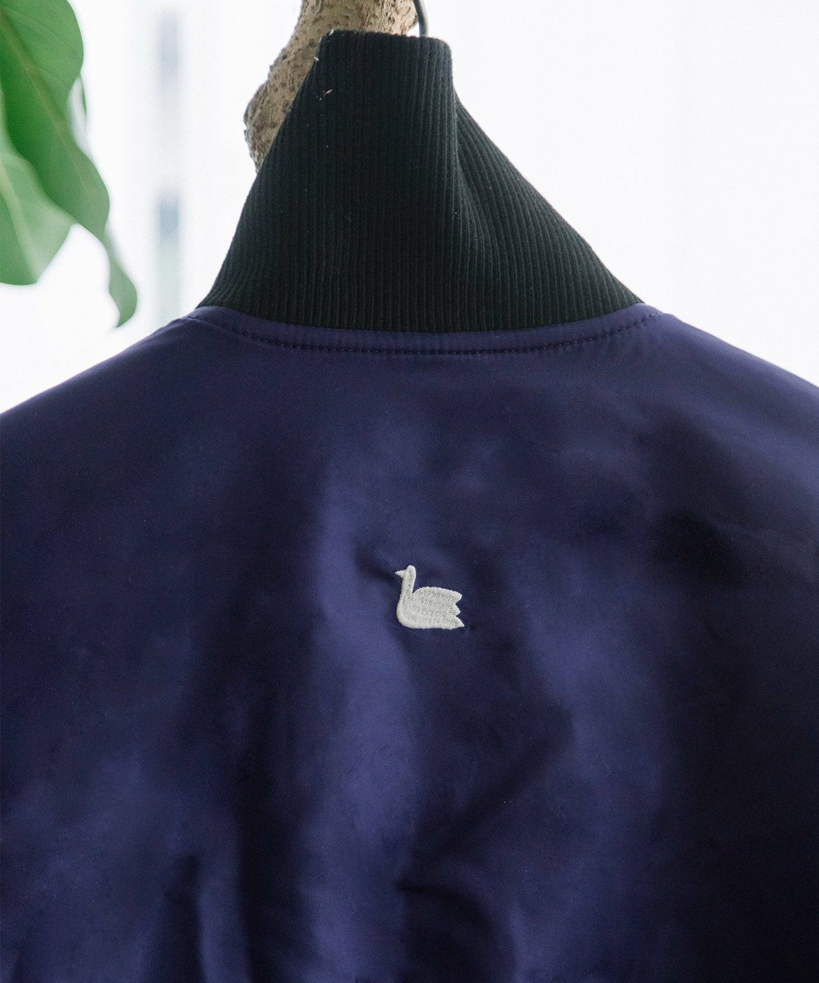 （ブラック：オモテ面）