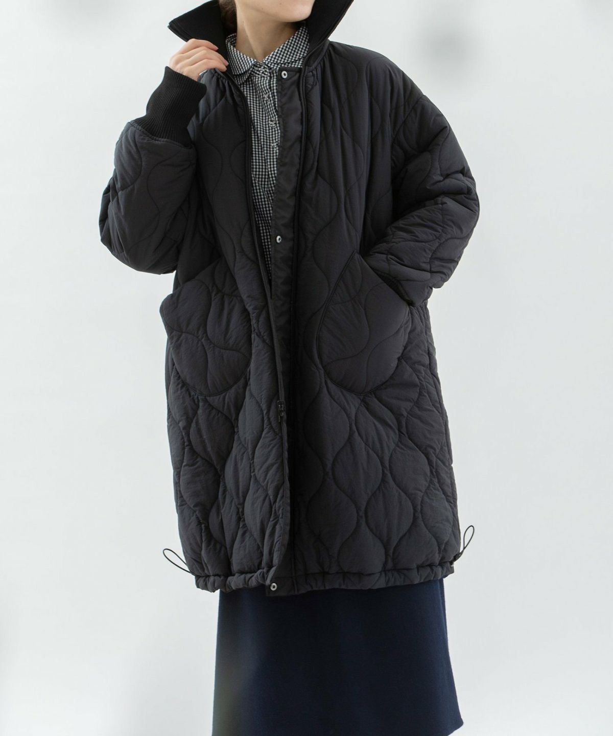 モデル身長：167cm（ブラック：ウラ面）