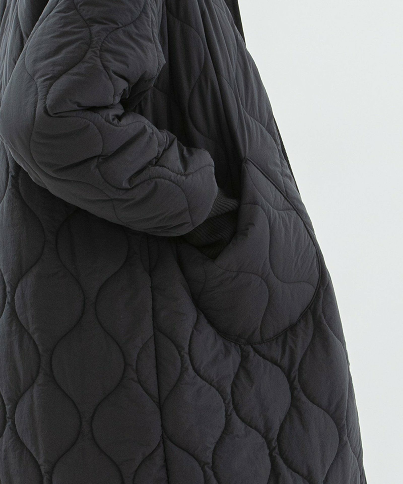 （ブラック：ウラ面）