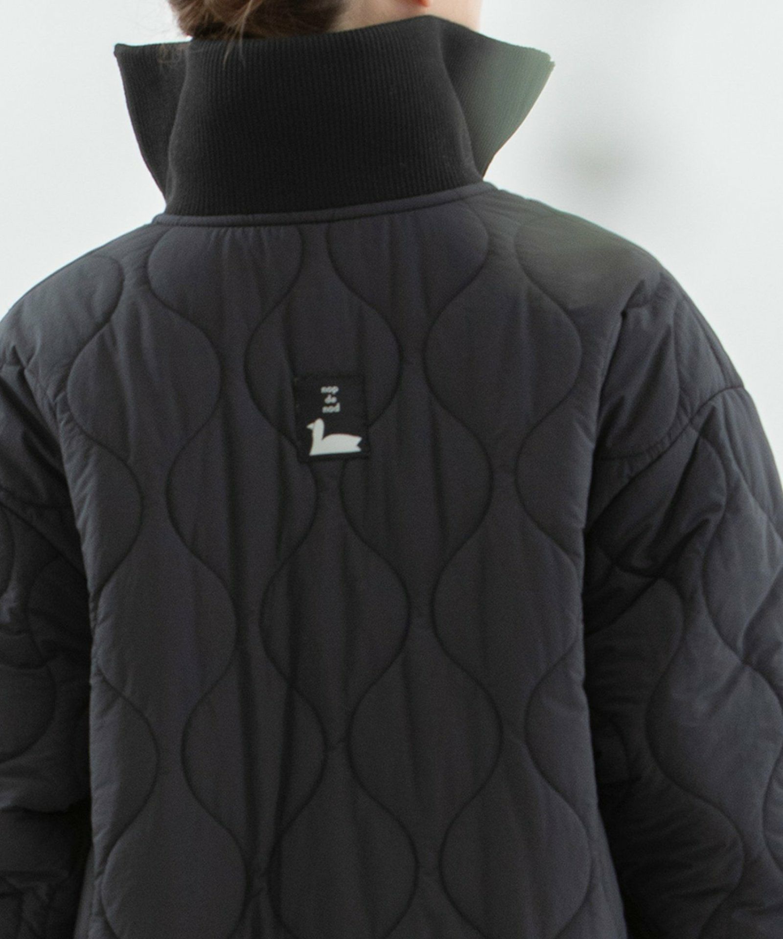 （ブラック：ウラ面）