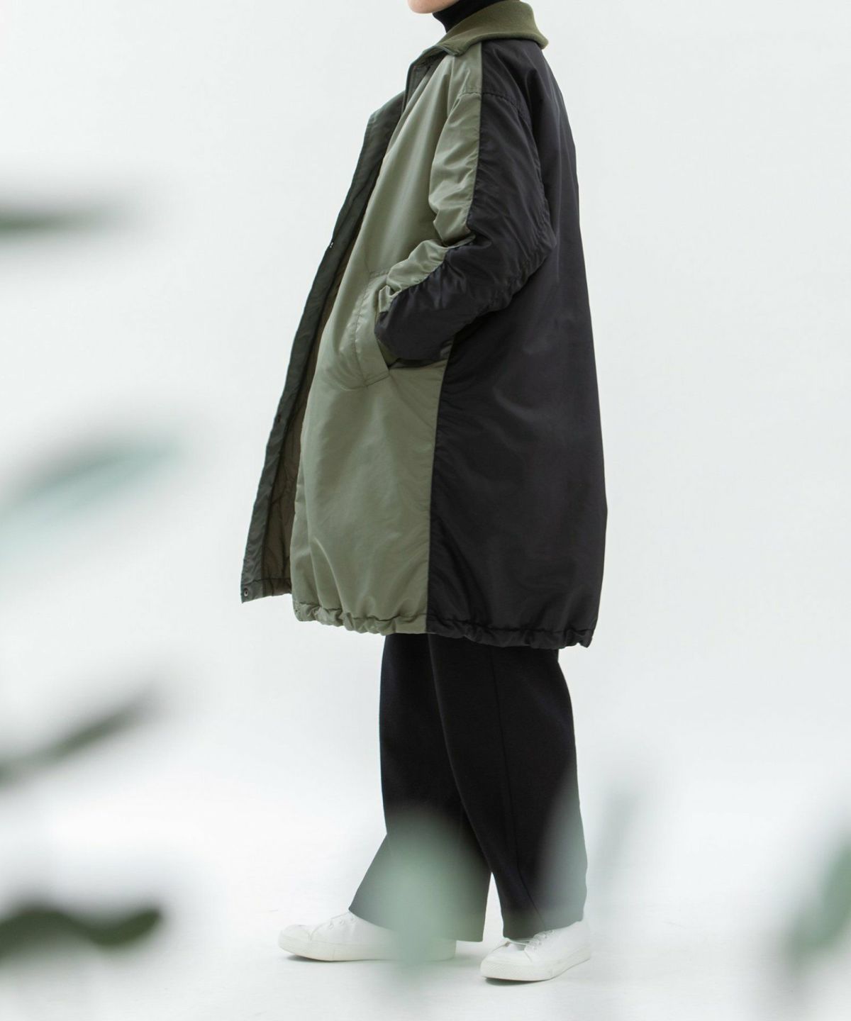 モデル身長：167cm（カーキ：オモテ面）