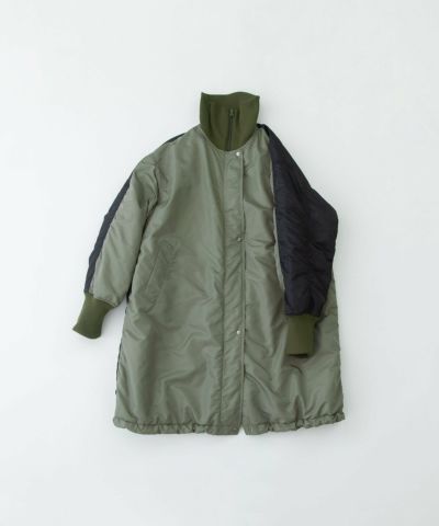 カーキ：オモテ面