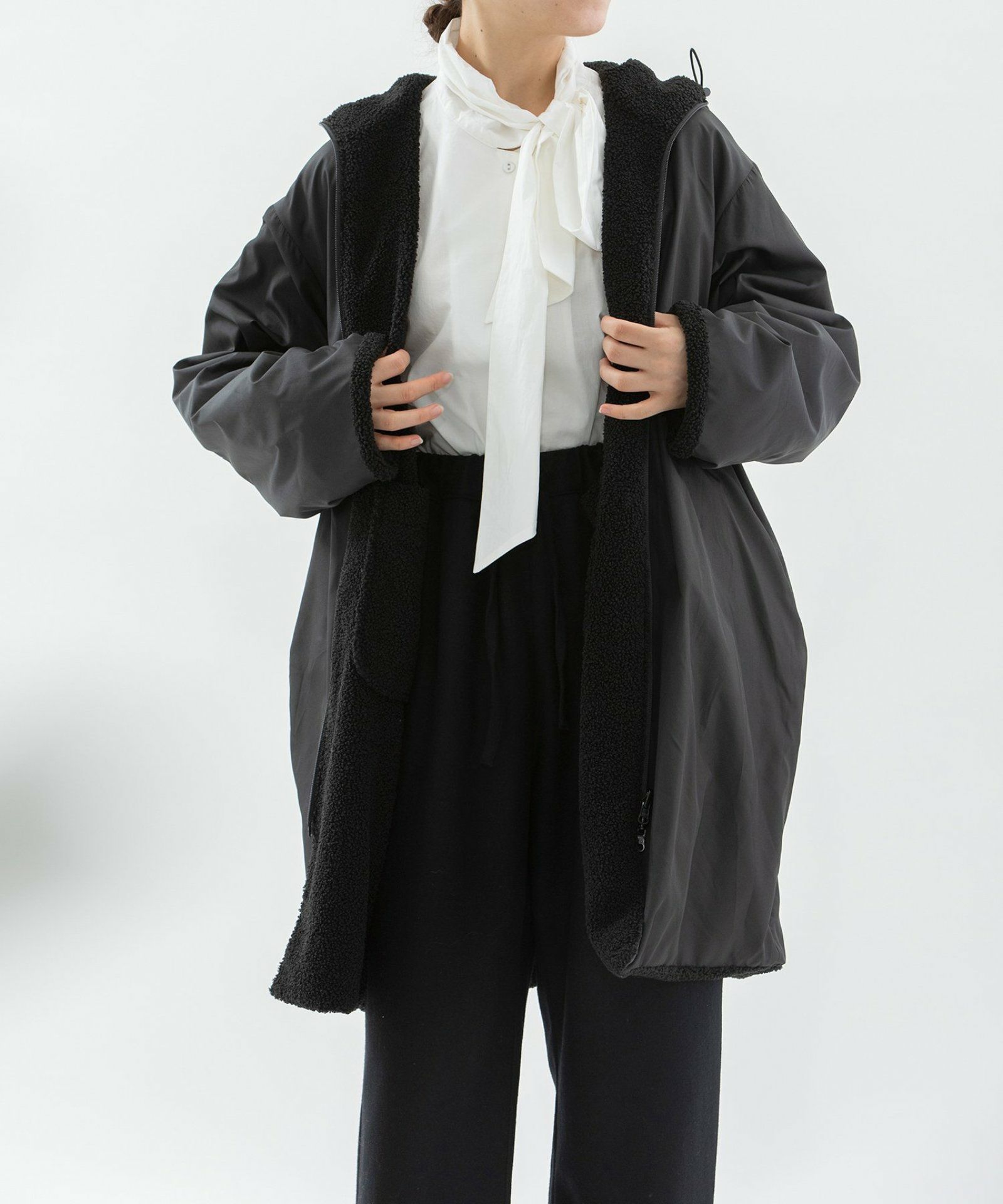 モデル身長：167cm(ウラ面：ナイロン)