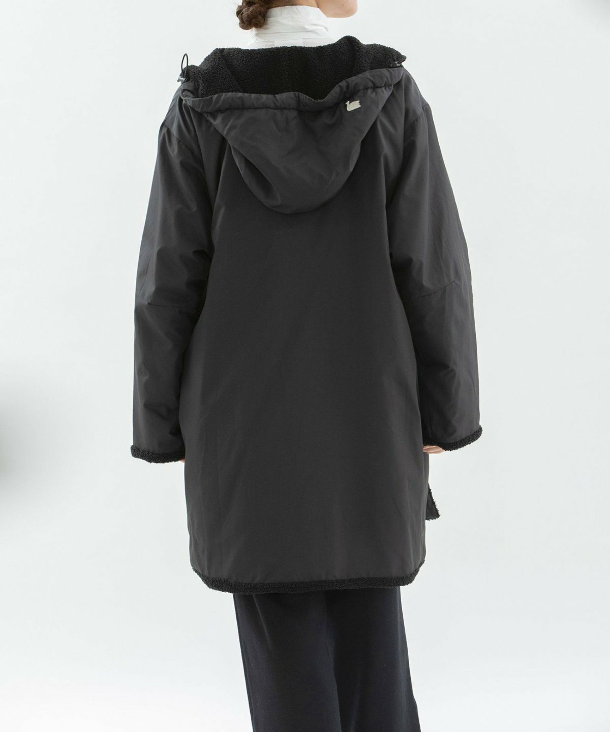 モデル身長：167cm(ウラ面：ナイロン)