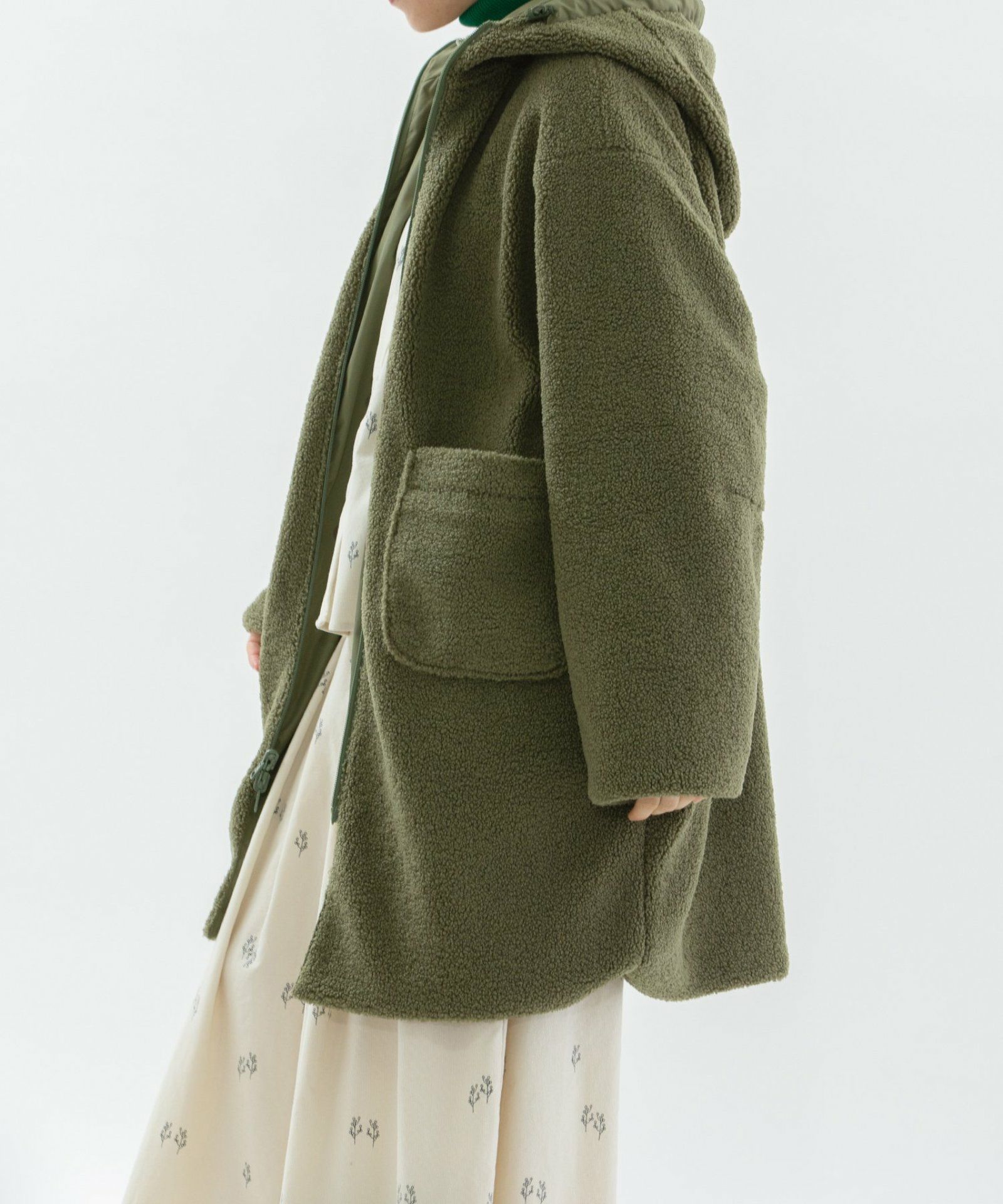 モデル身長：167cm(オモテ面：ボア)