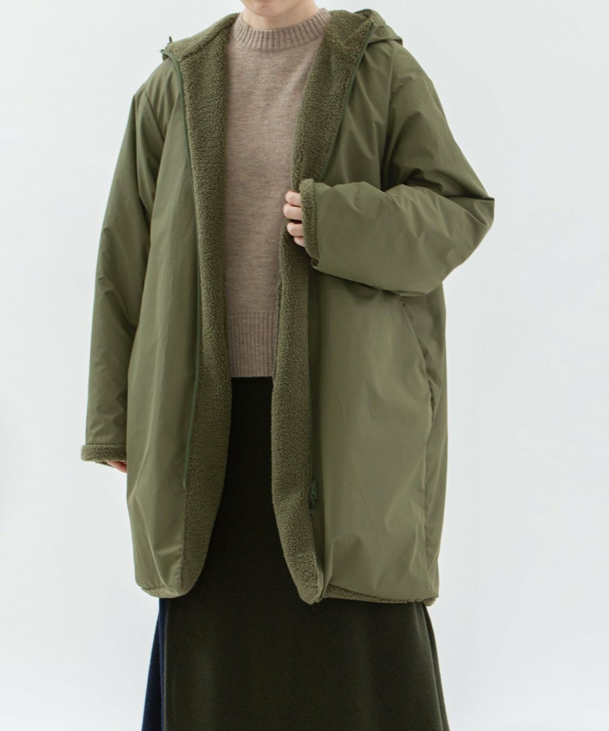 モデル身長：160cm(ウラ面：ナイロン)