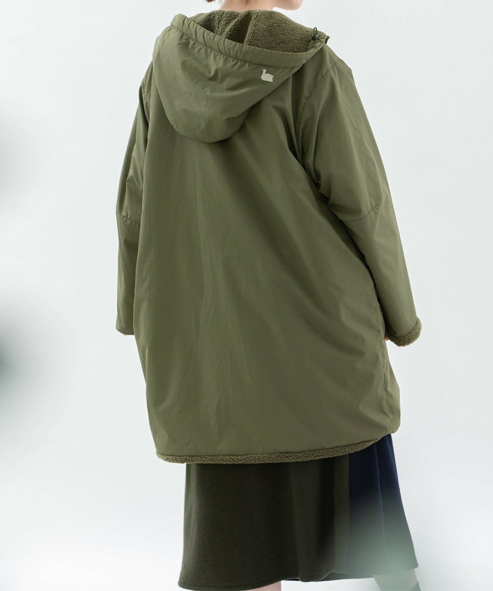 モデル身長：160cm(ウラ面：ナイロン)