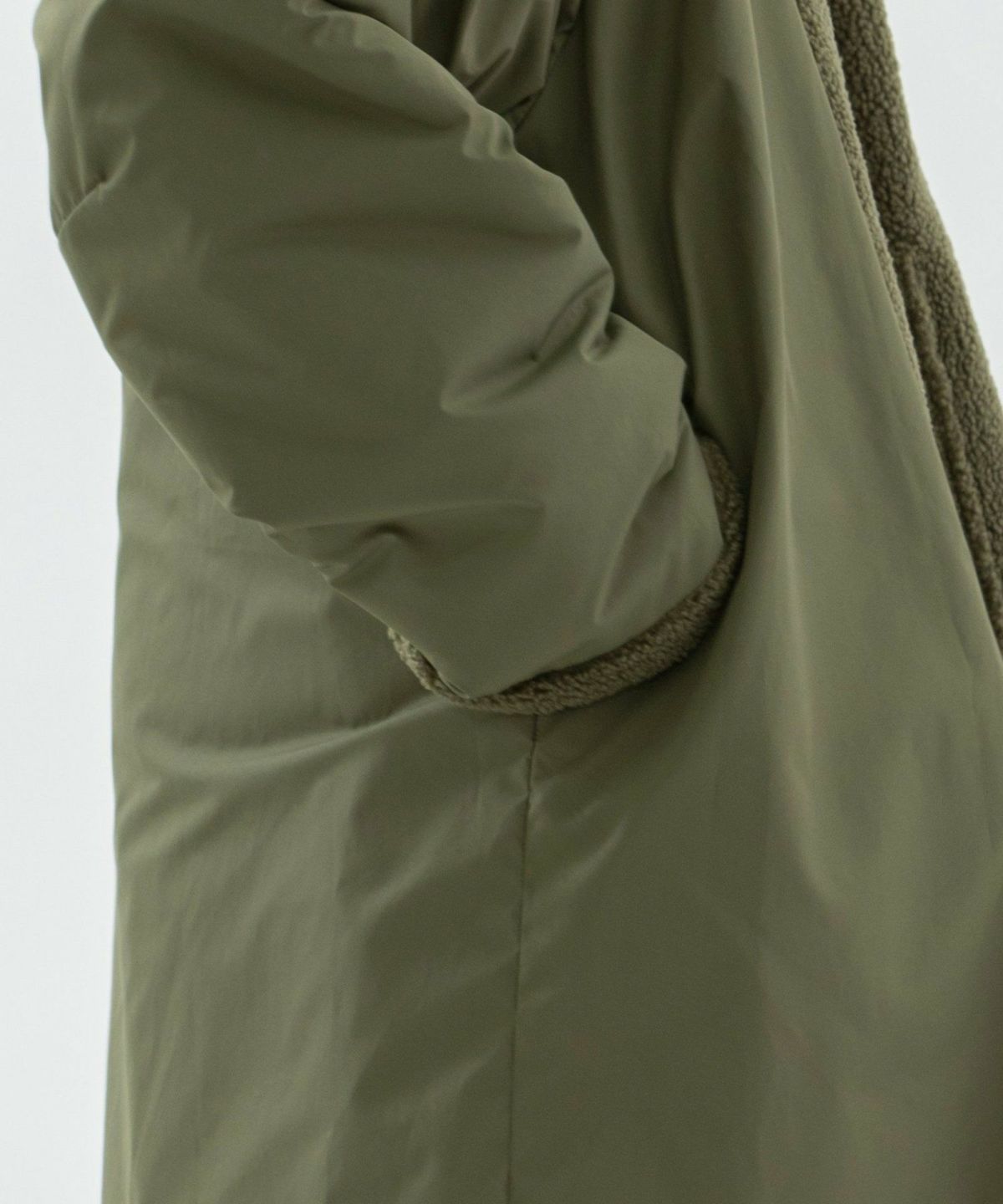 ウラ面：ナイロン