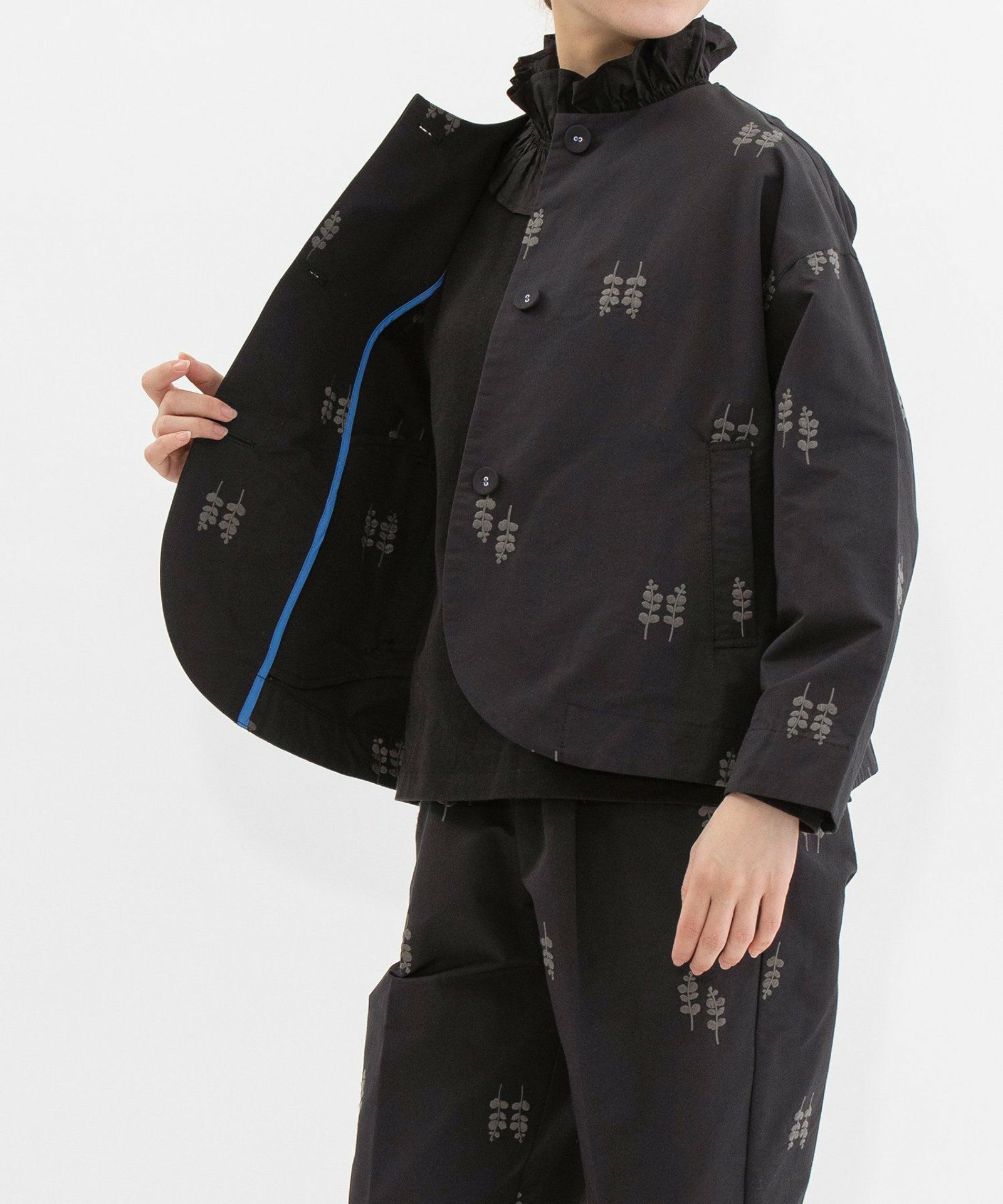 モデル身長：167cm