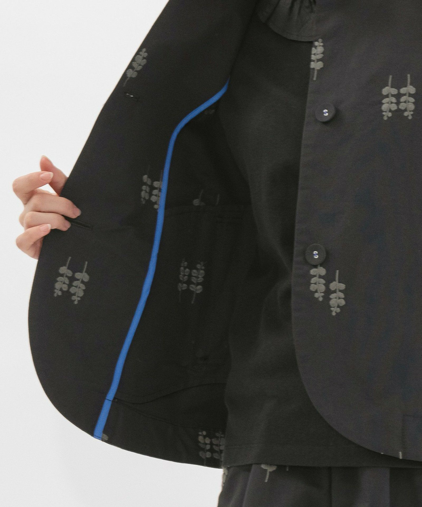 モデル身長：167cm