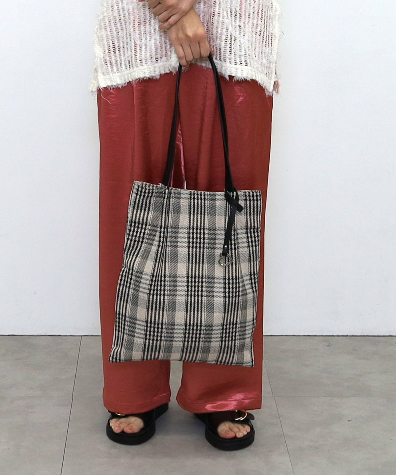 チェック柄ツマミハンドルフラットトートバッグ／A4対応 | COO ONLINE