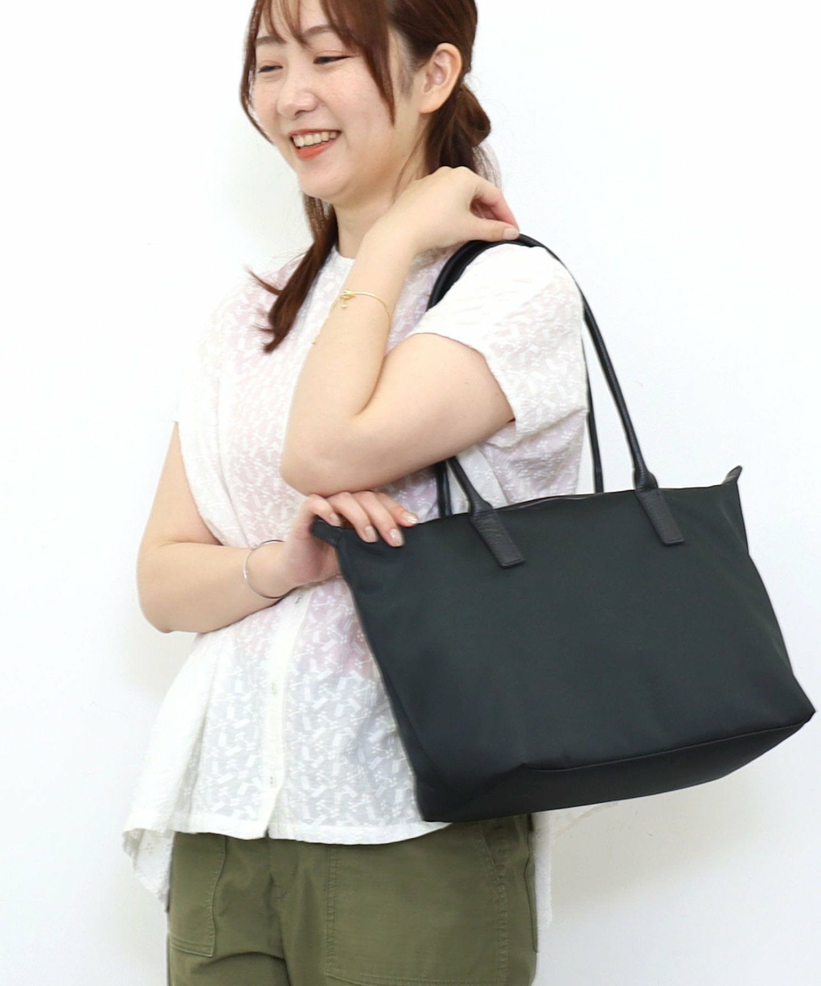 撥水生地xシュリンクレザートートバッグ／A4対応 本革FG | COO ONLINE