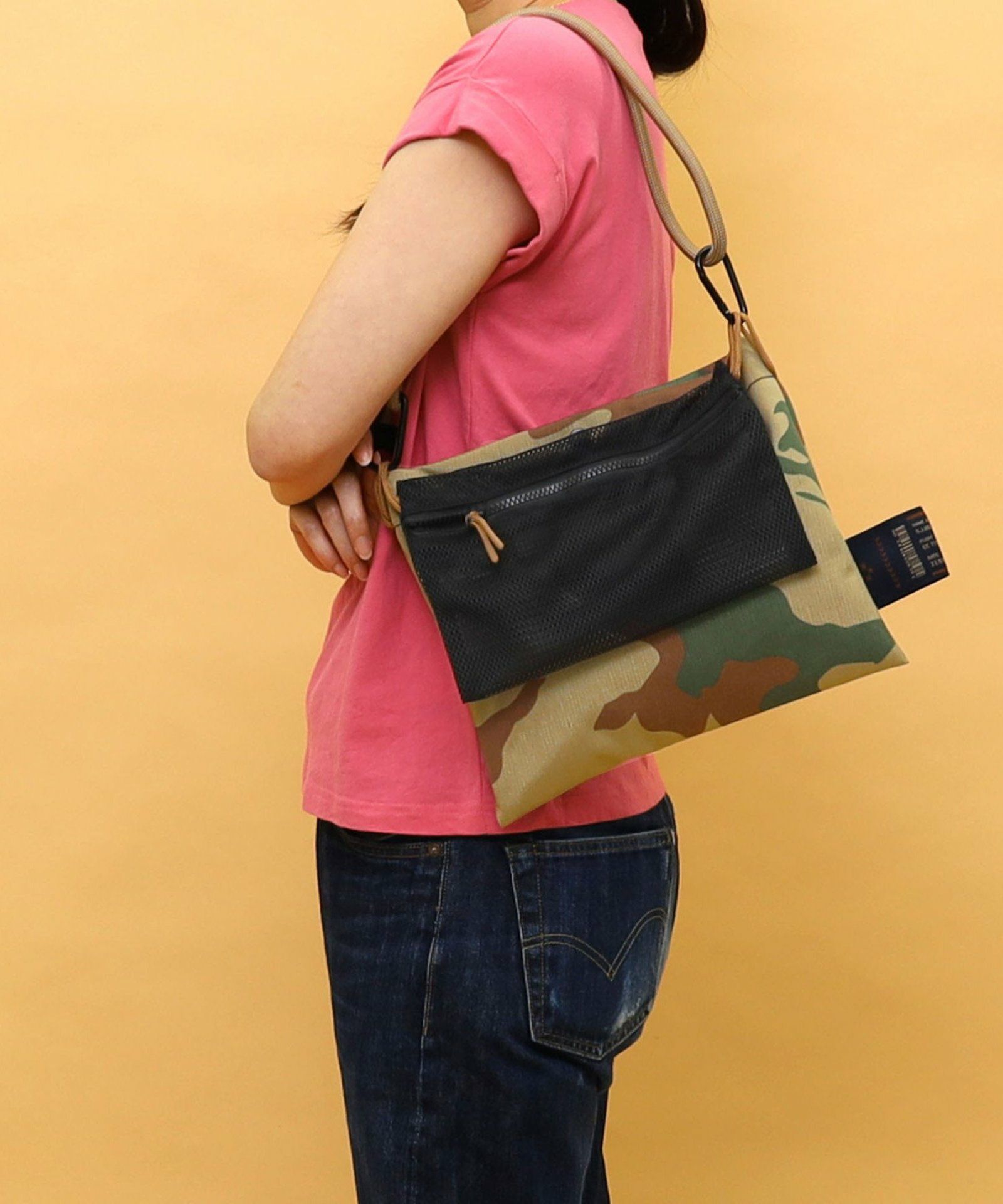 カモフラージュ